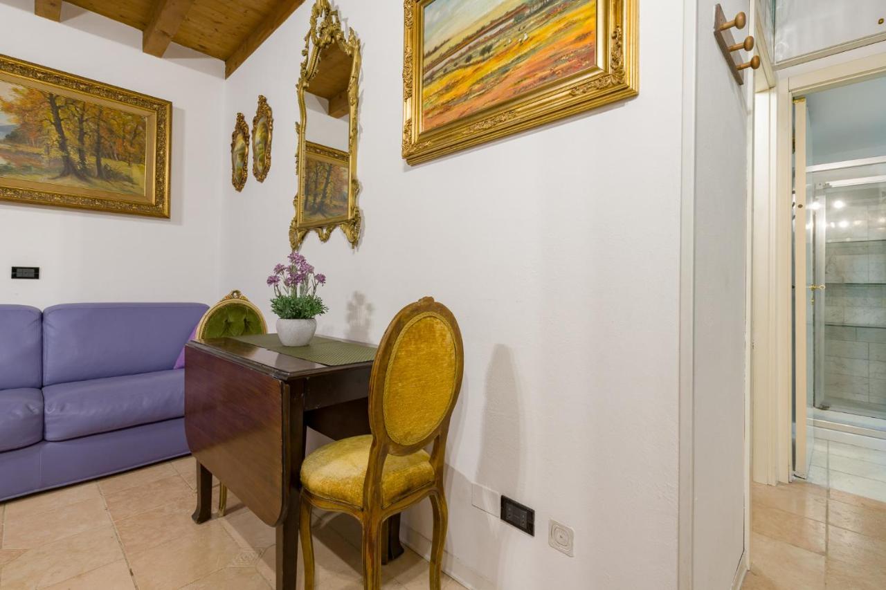 Fairy Studio In Verona Apartment Exterior foto